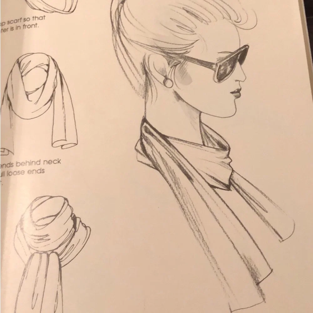 VTG Saint Patrick’s Lucky Charm Scarf - Picture 7 of 11